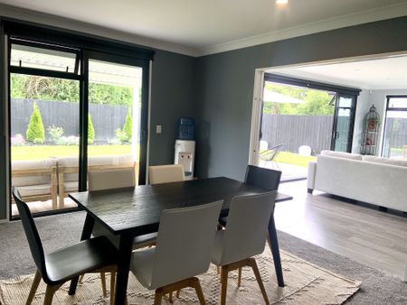 Belfast, 3 bedrooms - Photo 5