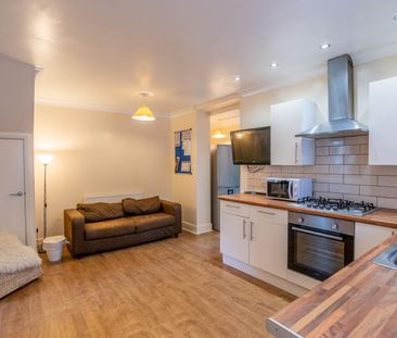 10 Abbotsford Road - Photo 1