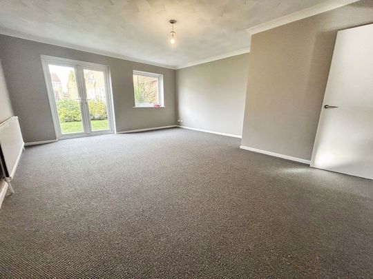 Aspen Gardens, Parkstone - Photo 1