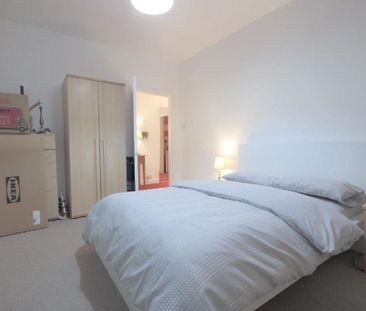 2 bedroom ground floor flat to rent - Photo 5