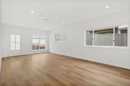 Brand New Stylish 3 Bedroom Home - Photo 2