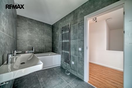 Pronájem domu 213 m² s pozemkem 465 m² - Photo 5