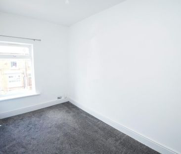 3 bed House - Terraced for Rent - Photo 6