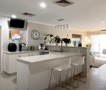 Dianella - Photo 1
