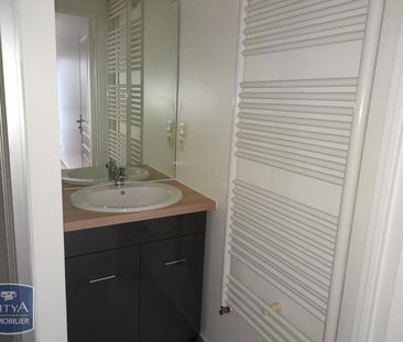 Location Appartement 4 pièces 88m² BOURG EN BRESSE 01000 - Photo 5