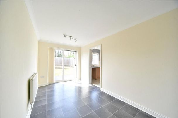 4 bedroom terraced house to rent - Photo 1