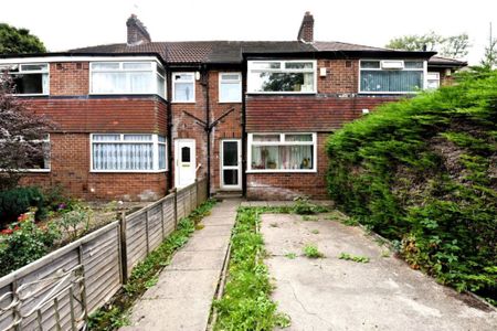 3 bedroom House in Cliffe Side Gardens, Leeds - Photo 4