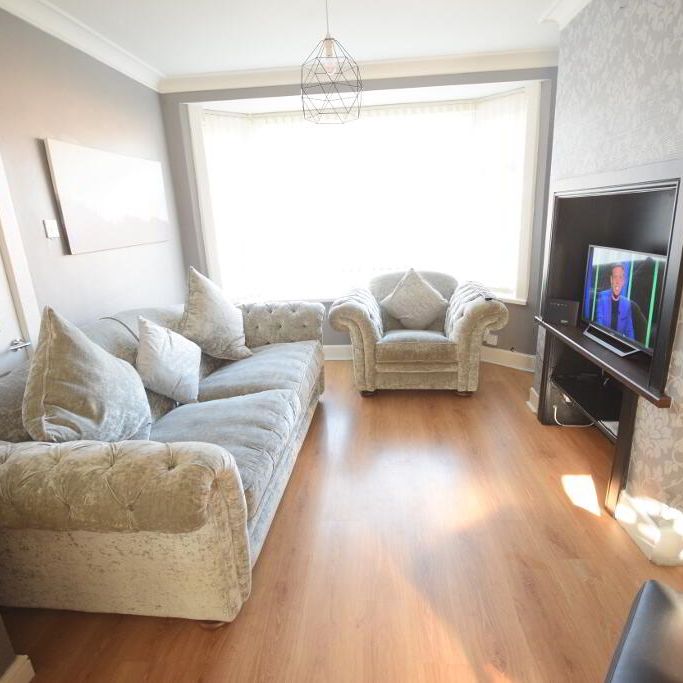 13 Ballygowan Road, Belfast, BT5 7LH - Photo 1