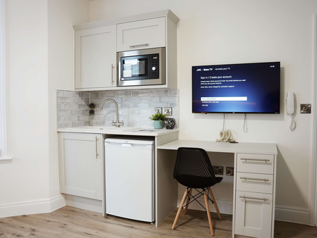 *All Bills Inc* 6 Luxury Self-Contained Studios Studio 2 - Photo 5