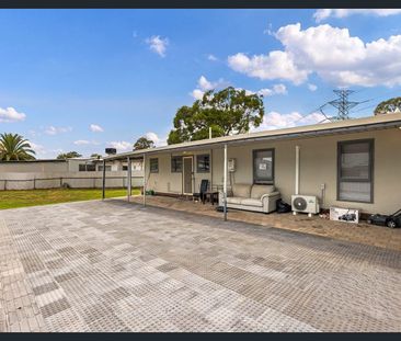 Spacious Family Home with Everyday Convenience - Photo 5