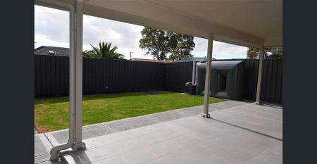 Stunning Family Home - Photo 5