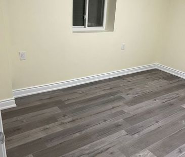 For Lease - 10 Sandmere Avenue, Brampton, Ontario - Photo 5