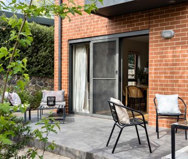 12/10 Robson Street, Garran - Photo 2