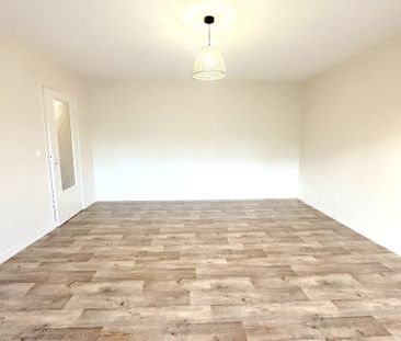 Location Appartement 2 pièces 51m² - Photo 3