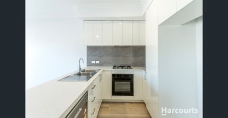 Modern Apartment in the heart of Morley - Photo 4