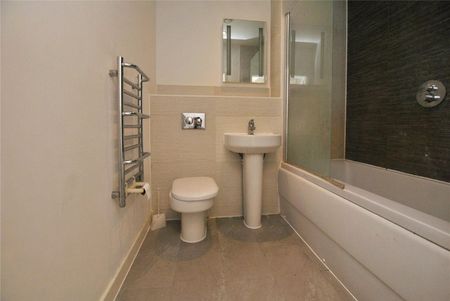 2 bedroom apartment to rent - Photo 5