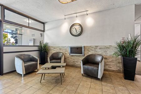 Greenview Apartments - Photo 4