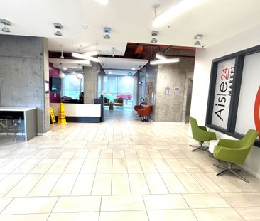 For Lease - 105 Champagne Avenue Unit# 1817, Dows Lake - Civic Hosp... - Photo 2