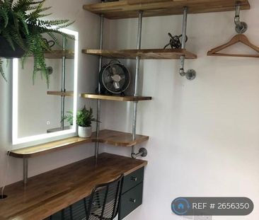 2 bedroom flat to rent - Photo 5