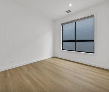 Modern Luxury Meets Effortless Living – Donnybrook - Photo 5