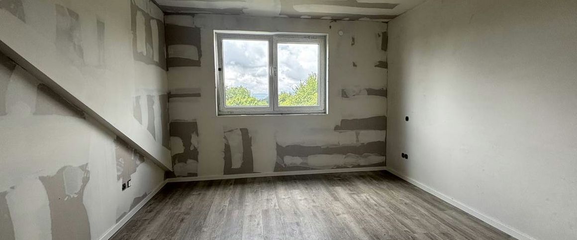 Maisonette – Wohnung mit großem Balkon - Photo 1