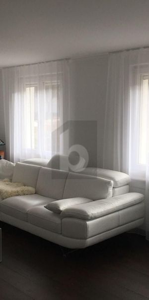 GENEROUS WITH GARDEN - Foto 1