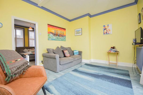 2 bedroom semi-detached house to rent - Photo 1