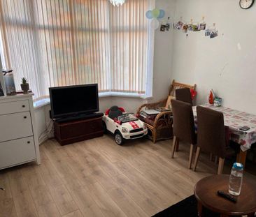 1 bedroom block of apartments to rent - Photo 1