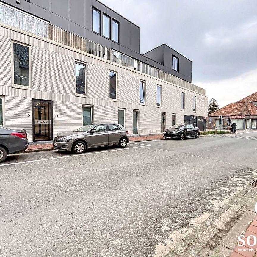 Nieuwbouwappartement met 1 slaapkamer én autostaanplaats - Foto 1