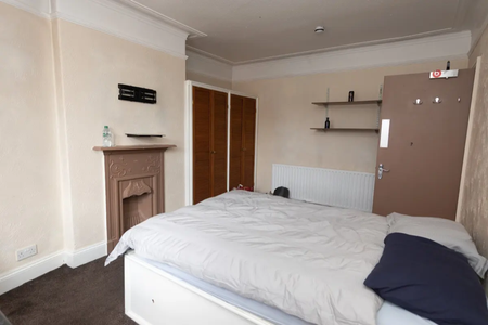 7 Bed - 85 Headingley Avenue, Headingley, Leeds - LS6 3ER - Student - Photo 4