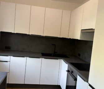 Neu sanierte 2 Zimmer Wohnung im Stadtzentrum - Photo 3