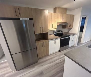 DISPONIBLE MAINTENANT - APPARTEMENT 4½ À LOUER À LACHUTE - Photo 1