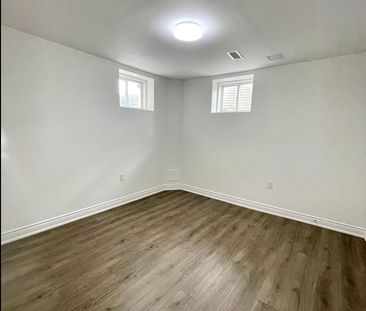 For Lease - 76 Garland Avenue, Cambridge, Ontario - Photo 5