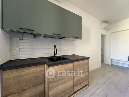 Trilocale in Affitto in Viale Certosa 14 a Milano - Foto 1