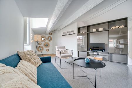 Location Appartement 2 pièces 33m² LA ROCHELLE 17000 - Photo 2