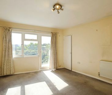 Flat to rent on - Photo 3