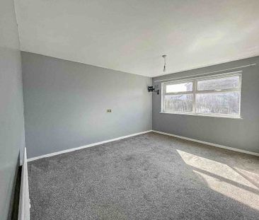 2 Bedroom For Rent - Photo 4