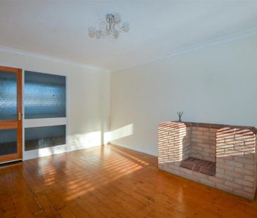 3 bedroom terraced house to rent - Photo 1