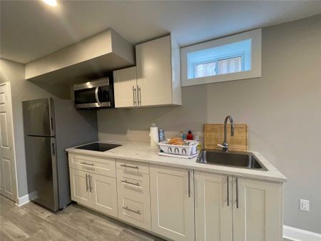 For Lease - 174 Wagner Crescent, Essa, Ontario - Photo 2