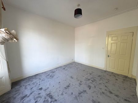 Price £550 pcm - Available Now - Unfurnished - Photo 3