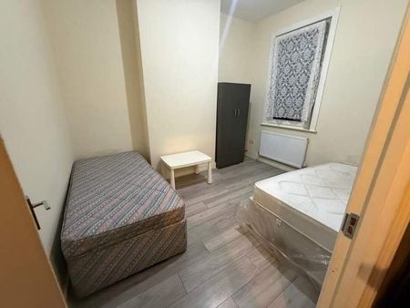 Room in a Shared House, Erskine Road, E17 - Photo 2