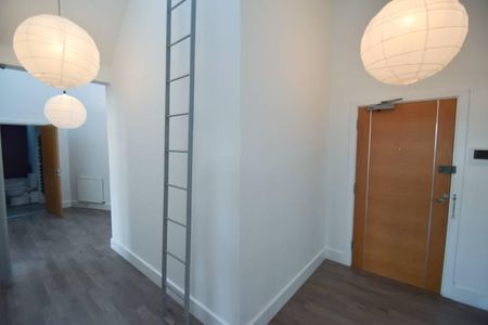 2 bedroom flat to rent - Photo 3