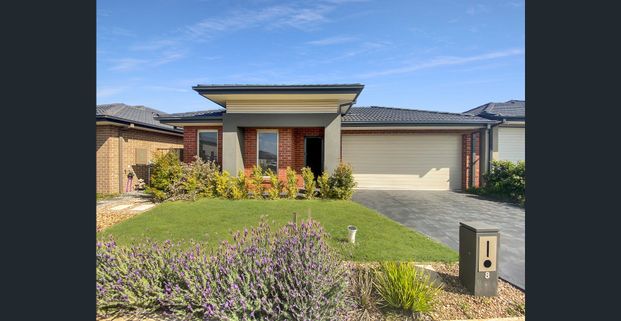 Near new familly home - Photo 1