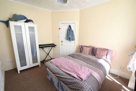 Swaythling, SO17 - Photo 2