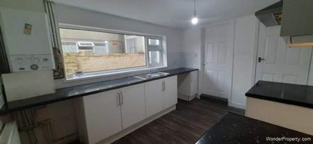 3 bedroom property to rent in Grimsby - Photo 4