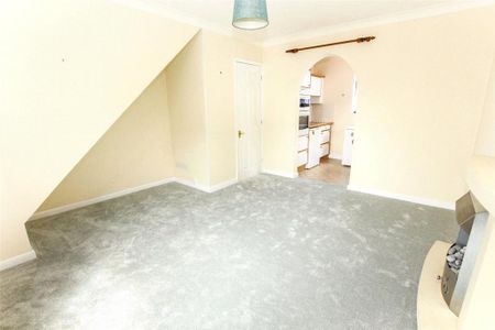 2 bedroom terraced house to rent - Photo 3