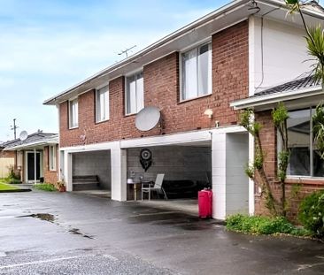 Tidy Unit In Sandringham - Photo 3