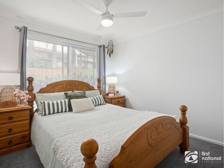 Modern 4-bedroom family home with spacious living areas - Photo 3