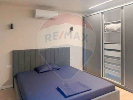 Casă ultramodernă cu 4 dormitoare, de închiriat, carti... - Fotografie 4