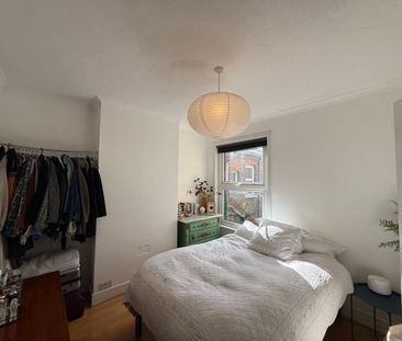 2 Bedroom Flat To Let - Photo 5